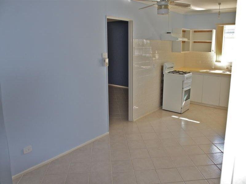 4 Flaveria Place, Pinjarra WA 6208