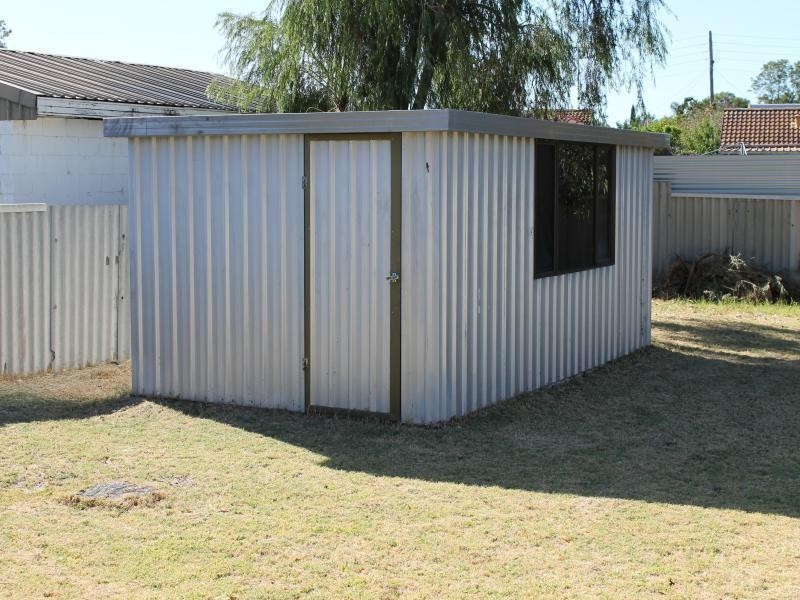 4 Flaveria Place, Pinjarra WA 6208