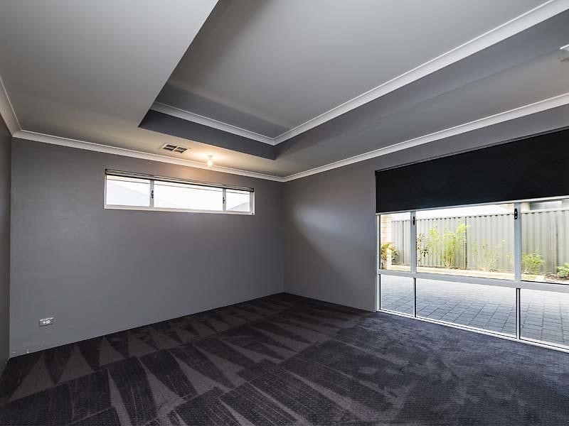 11 Fenians Pass, South Yunderup WA 6208