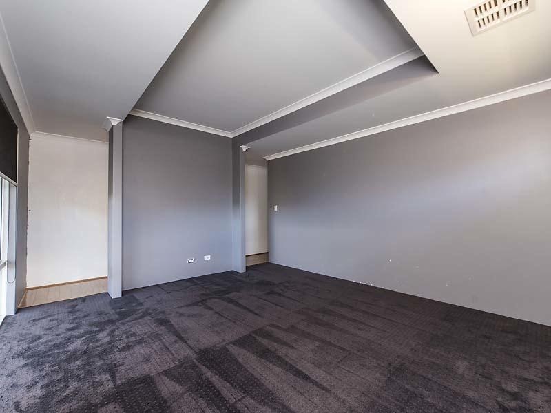 11 Fenians Pass, South Yunderup WA 6208