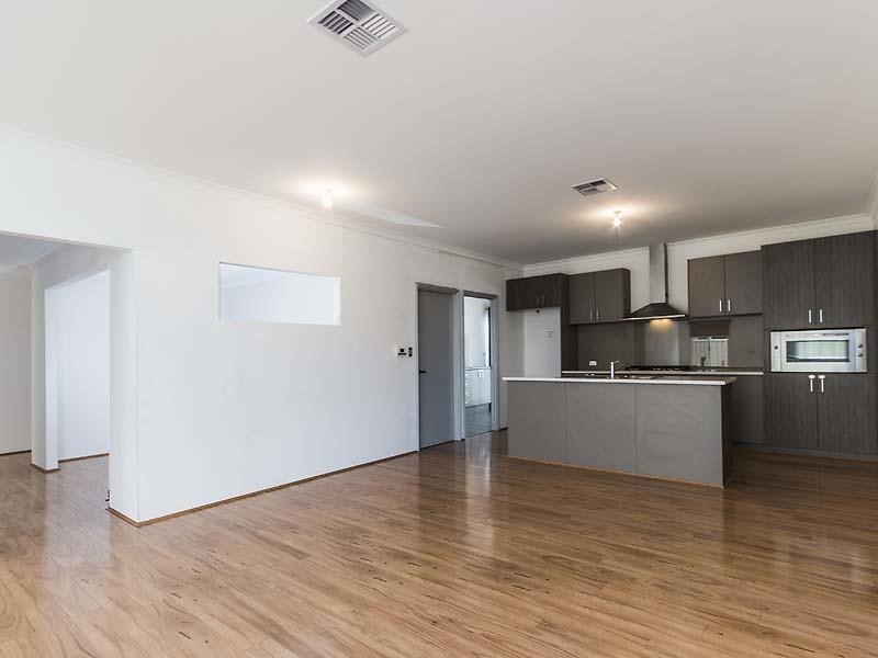 11 Fenians Pass, South Yunderup WA 6208