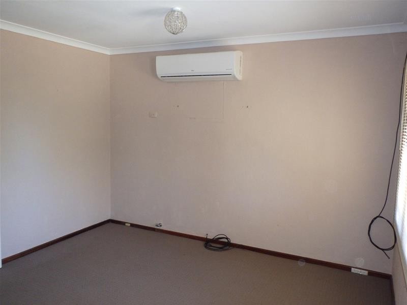 12 Warr Street, Pinjarra WA 6208