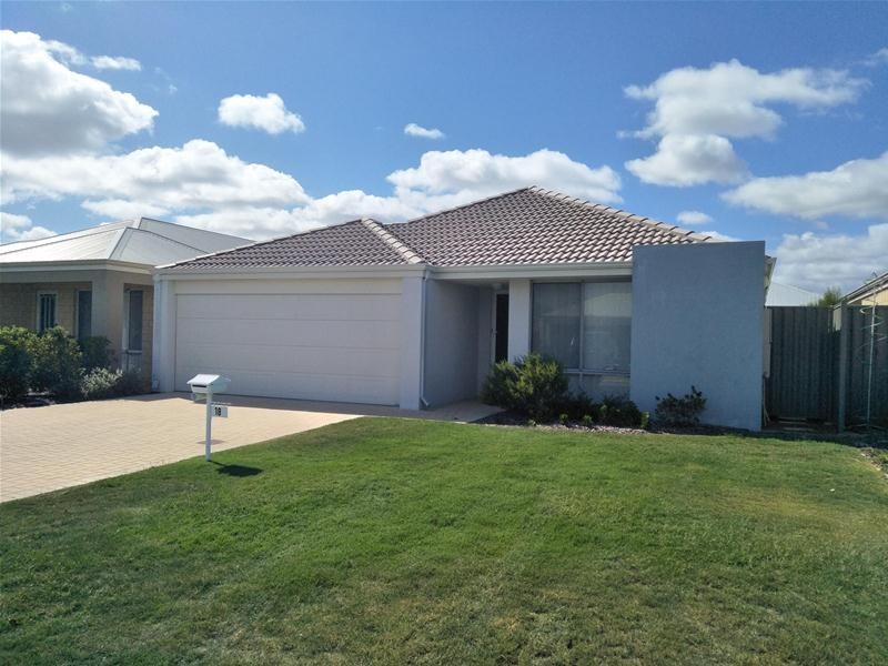 18 Blair Street, South Yunderup WA 6208