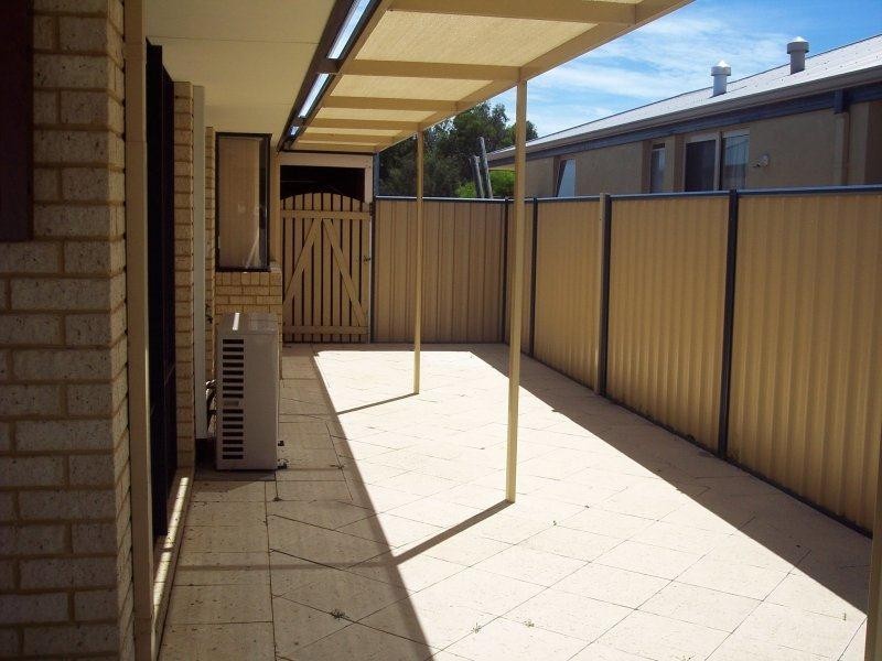 17 Kruger Loop, South Yunderup WA 6208