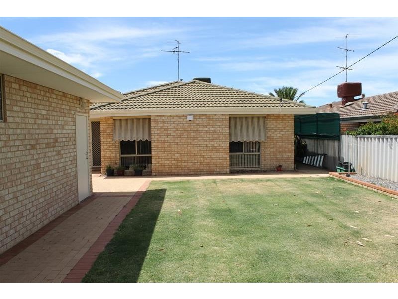78 Moyup Way, South Yunderup WA 6208