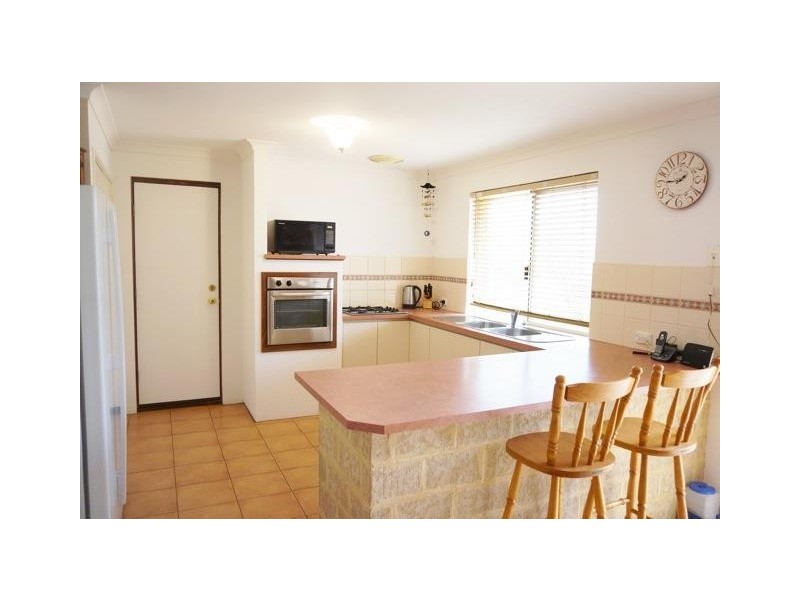 84 Elliot Street, Waroona WA 6215