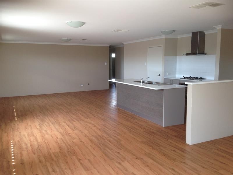 13 Glyde Way, South Yunderup WA 6208