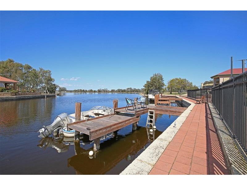 41 Batavia Quays, South Yunderup WA 6208