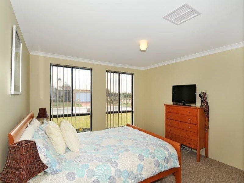 48 Bibbulmun Meander, Ravenswood WA 6208