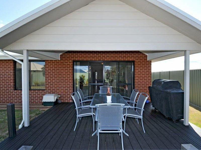 48 Bibbulmun Meander, Ravenswood WA 6208