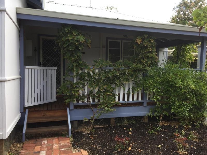 11 Jubilee Drive, Pinjarra WA 6208