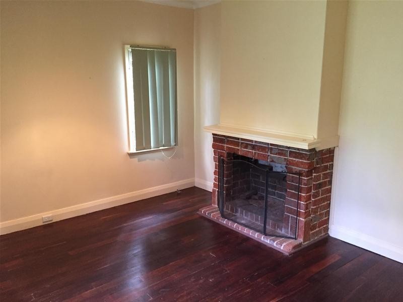 11 Jubilee Drive, Pinjarra WA 6208