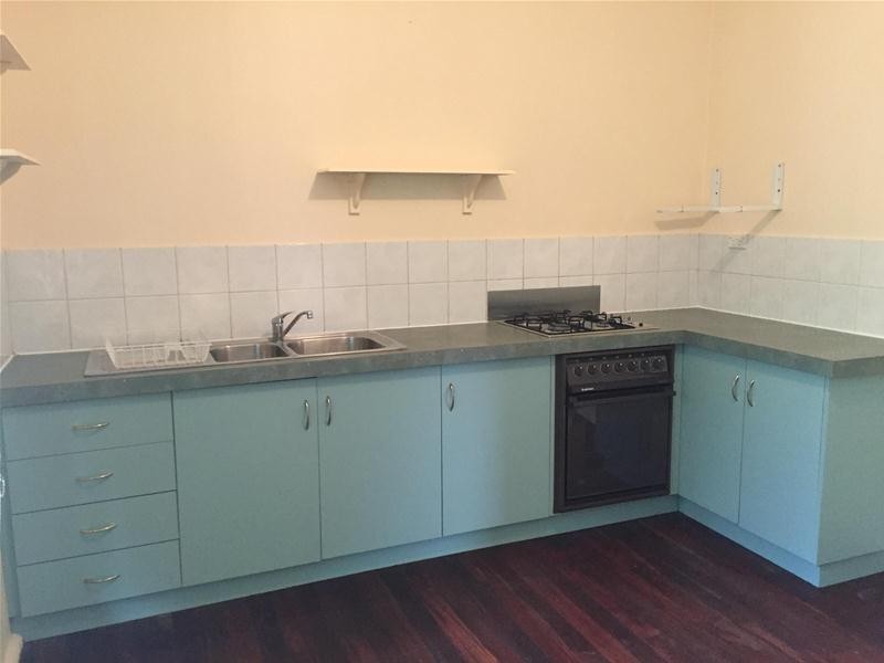 11 Jubilee Drive, Pinjarra WA 6208