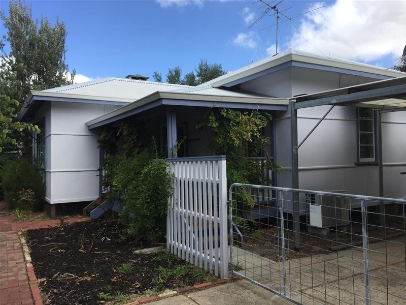 11 Jubilee Drive, Pinjarra WA 6208