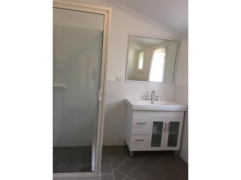 11 Jubilee Drive, Pinjarra WA 6208