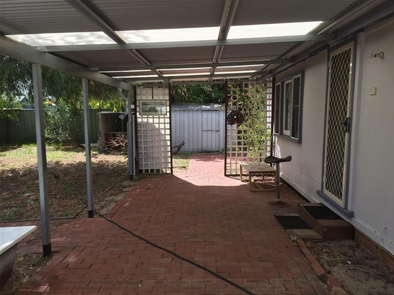 11 Jubilee Drive, Pinjarra WA 6208