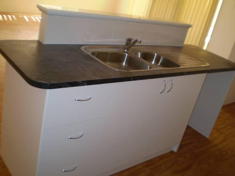 1/2 Iseppi Street, Waroona WA 6215