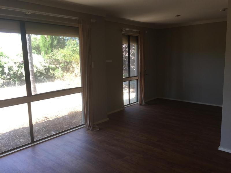 11 Osmunda Place, Pinjarra WA 6208