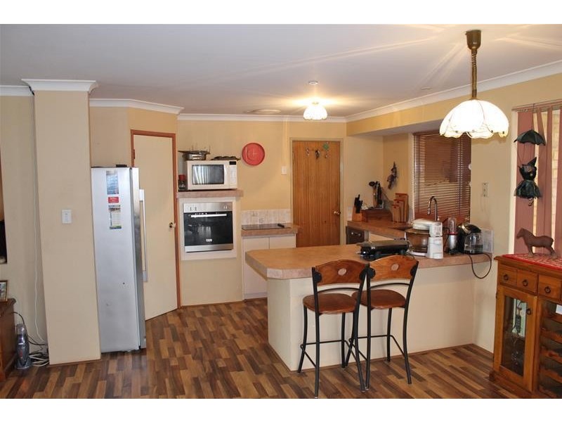 30 Paperbark Place, West Pinjarra WA 6208