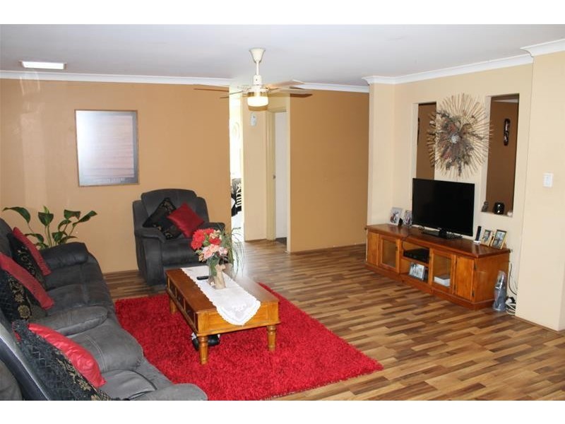 30 Paperbark Place, West Pinjarra WA 6208