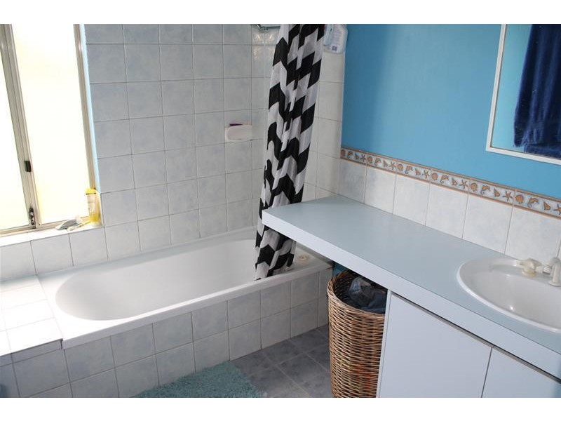 30 Paperbark Place, West Pinjarra WA 6208