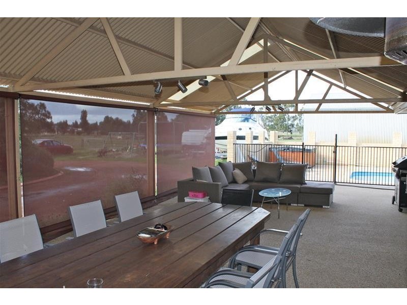 30 Paperbark Place, West Pinjarra WA 6208