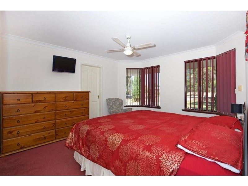 3 Eaglehawk Drive, Ravenswood WA 6208