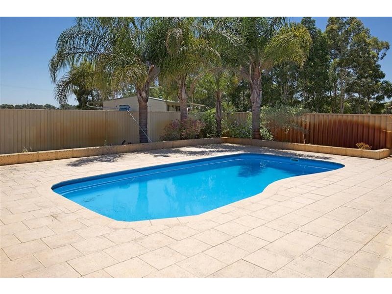 3 Eaglehawk Drive, Ravenswood WA 6208