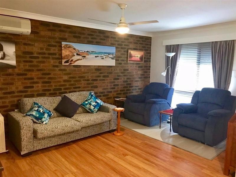 1 Osborne Place, Pinjarra WA 6208