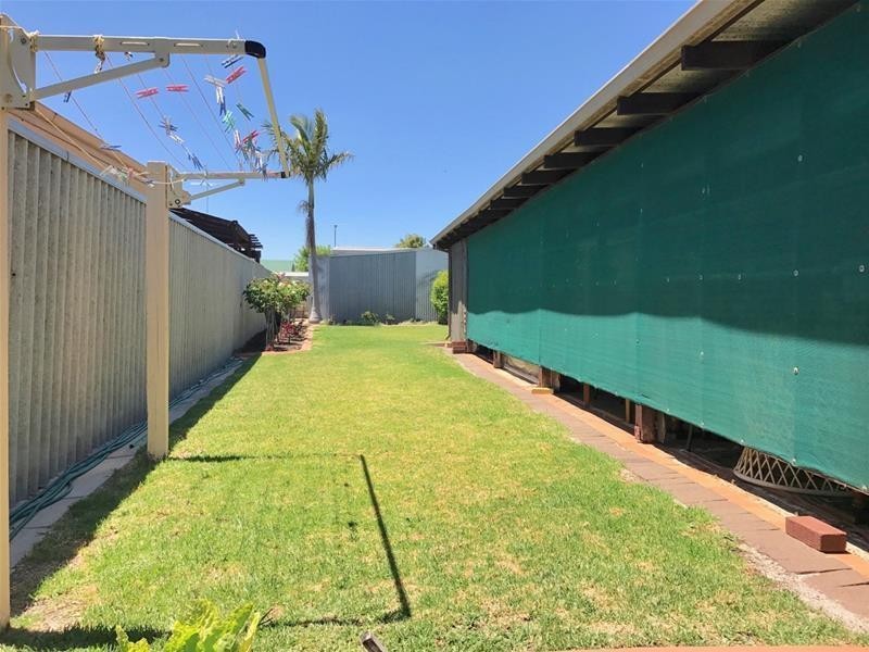 1 Osborne Place, Pinjarra WA 6208