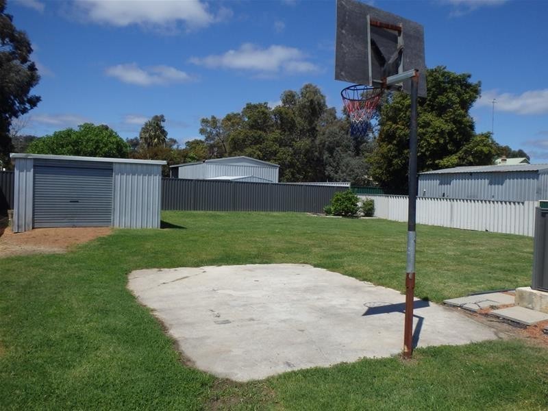 36 Central Avenue, North Dandalup WA 6207