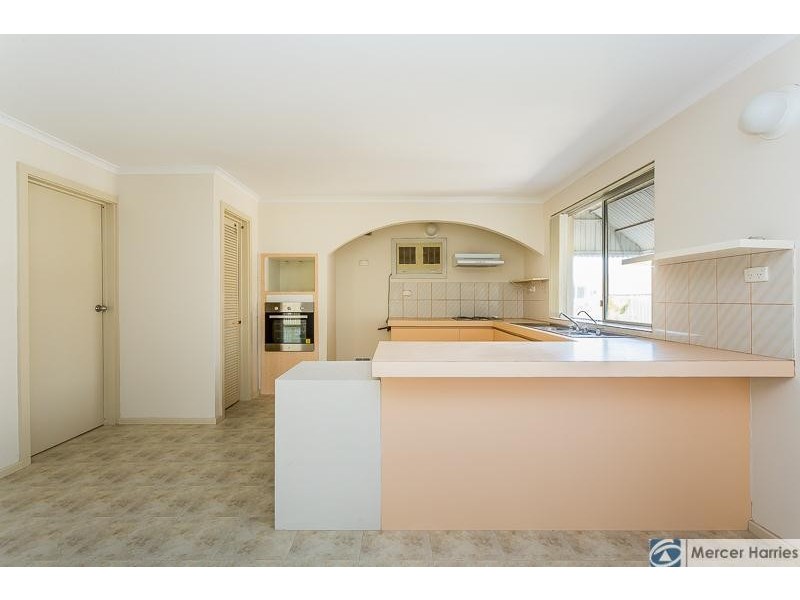 2 Clyde Place, Mandurah WA 6210