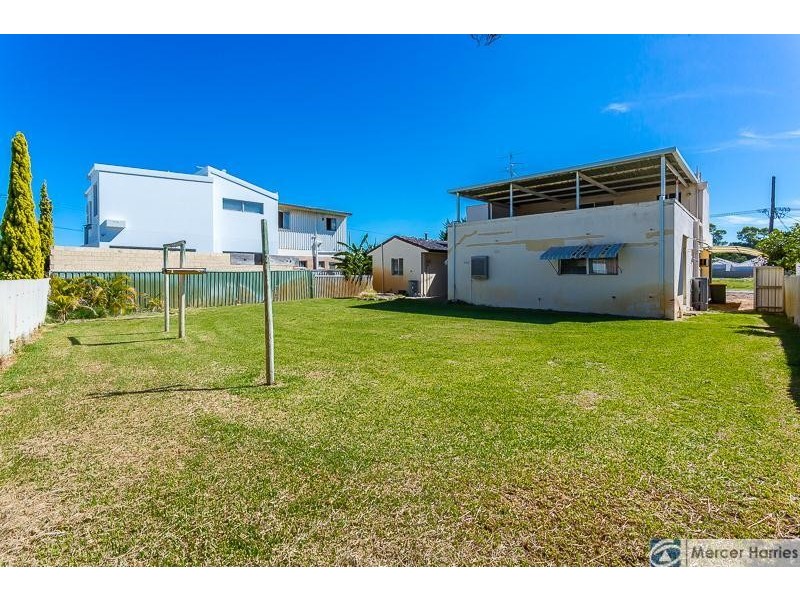 2 Clyde Place, Mandurah WA 6210