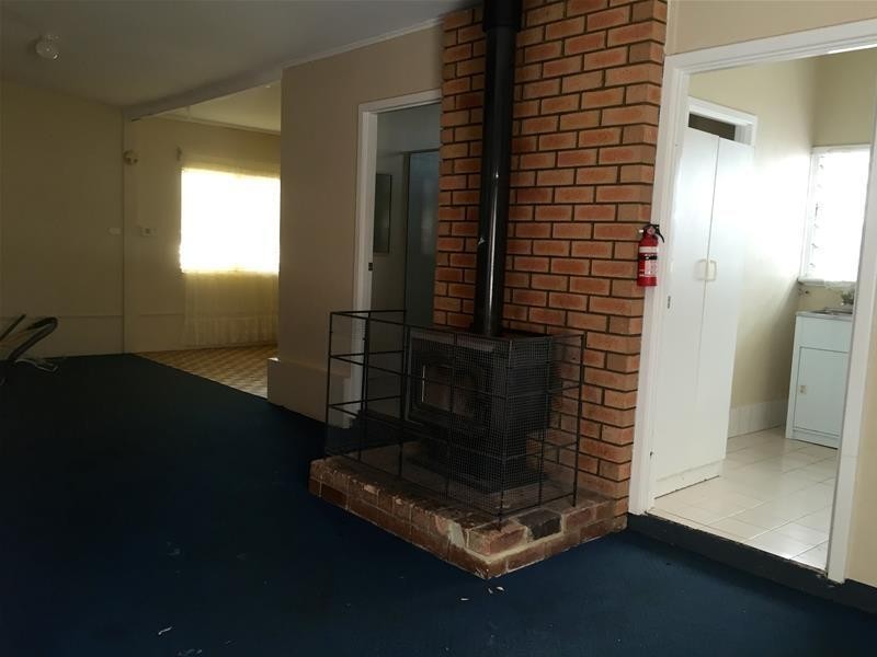 8 Noorumba Road, Barragup WA 6209