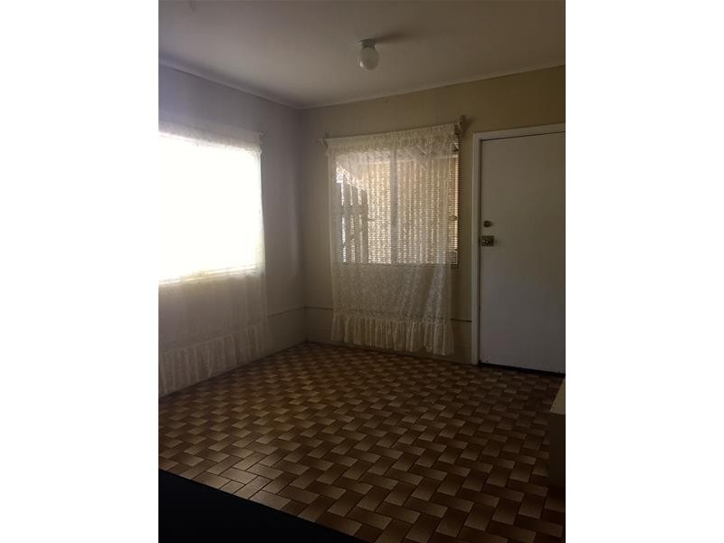 8 Noorumba Road, Barragup WA 6209