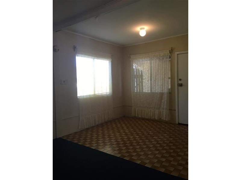 8 Noorumba Road, Barragup WA 6209