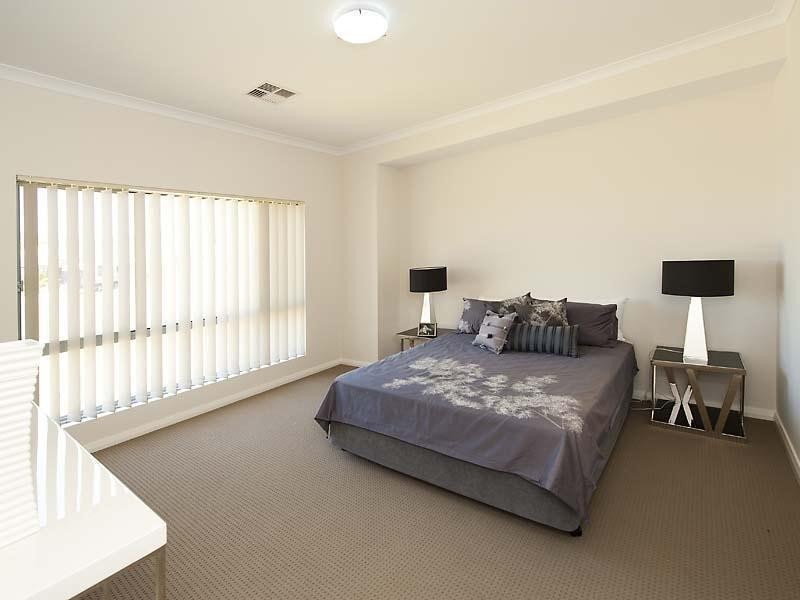 10 Placid Bend, South Yunderup WA 6208