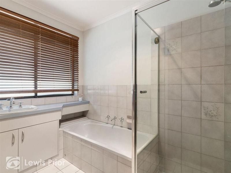 22 Oaklands Road, Somerton Park SA 5044