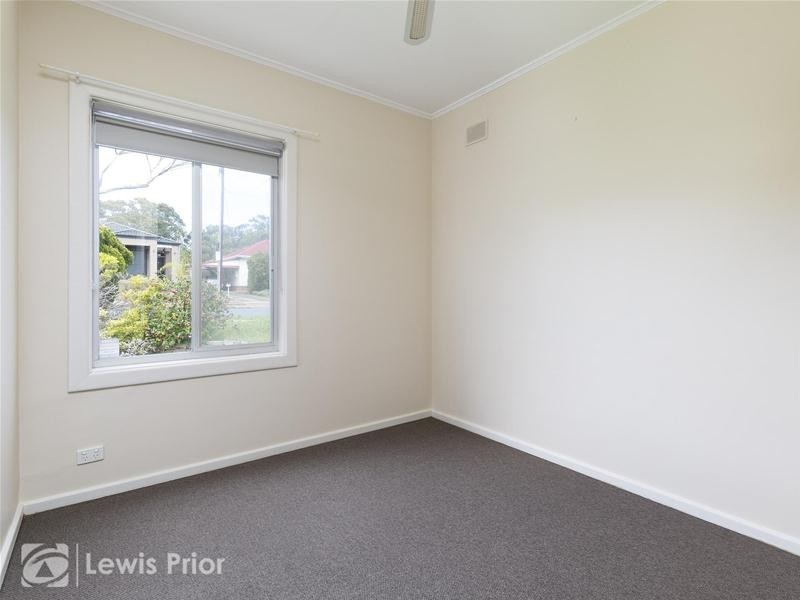 33 Alderman Avenue, Seacombe Gardens SA 5047