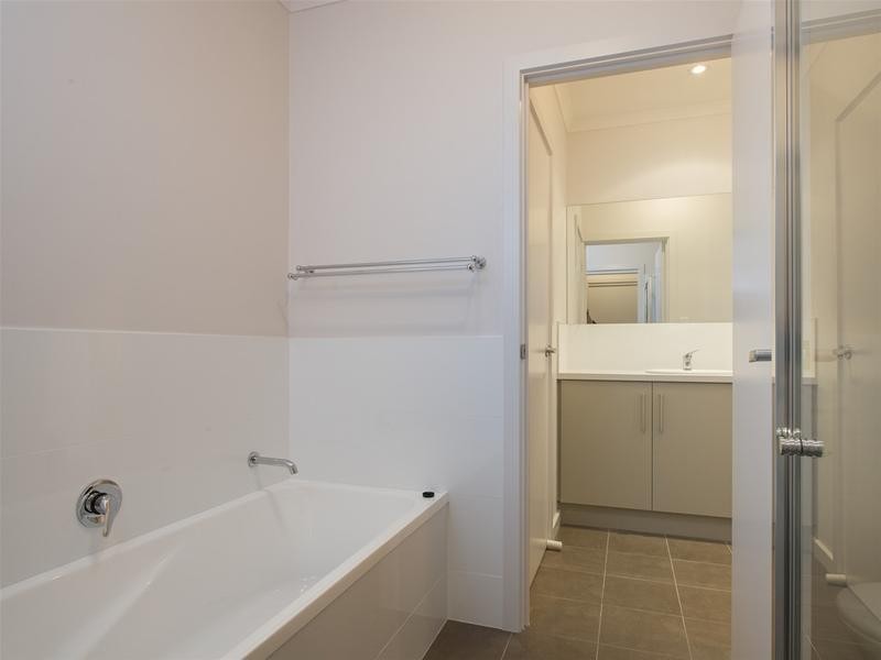 2/10 Carlton Street, Oaklands Park SA 5046