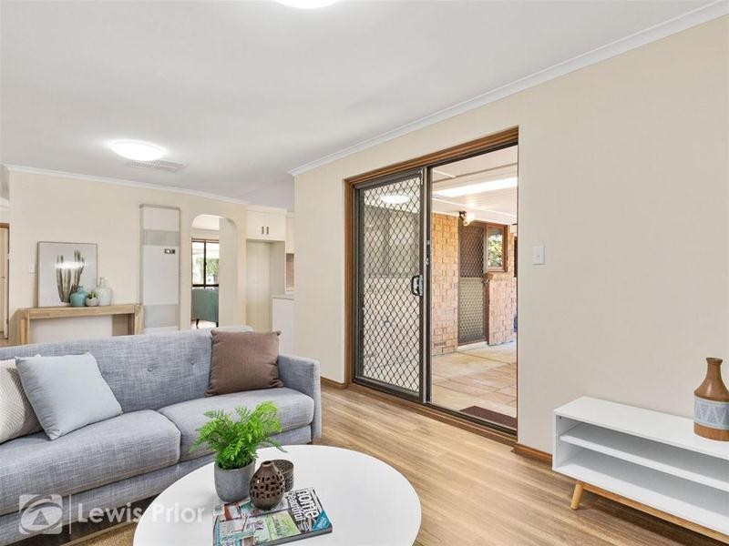 1 Joplin Court, Woodcroft SA 5162