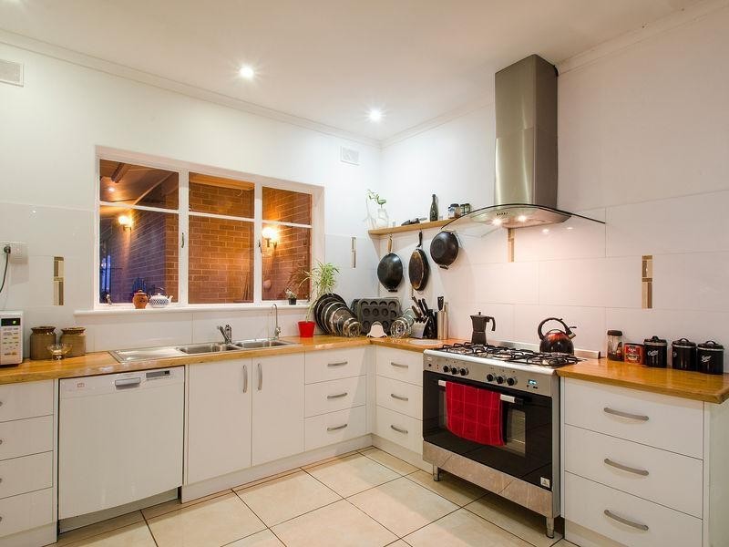 10 Gooroonga Street, Seaview Downs SA 5049