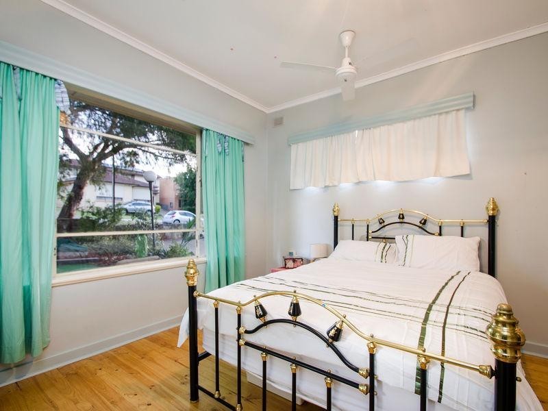 10 Gooroonga Street, Seaview Downs SA 5049