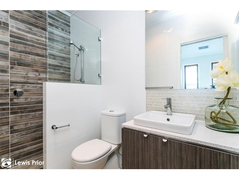 14 Sixth Avenue, Warradale SA 5046