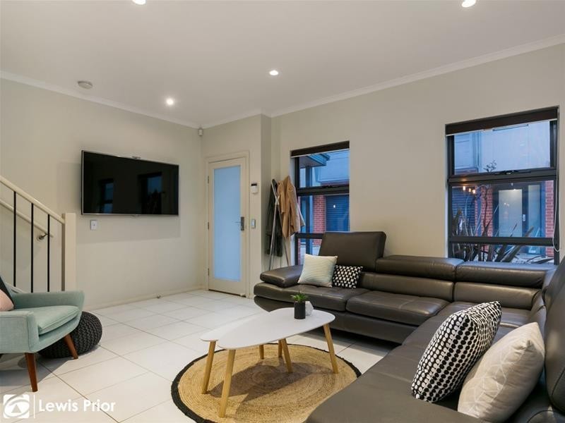 7b Albany Crescent, Oaklands Park SA 5046