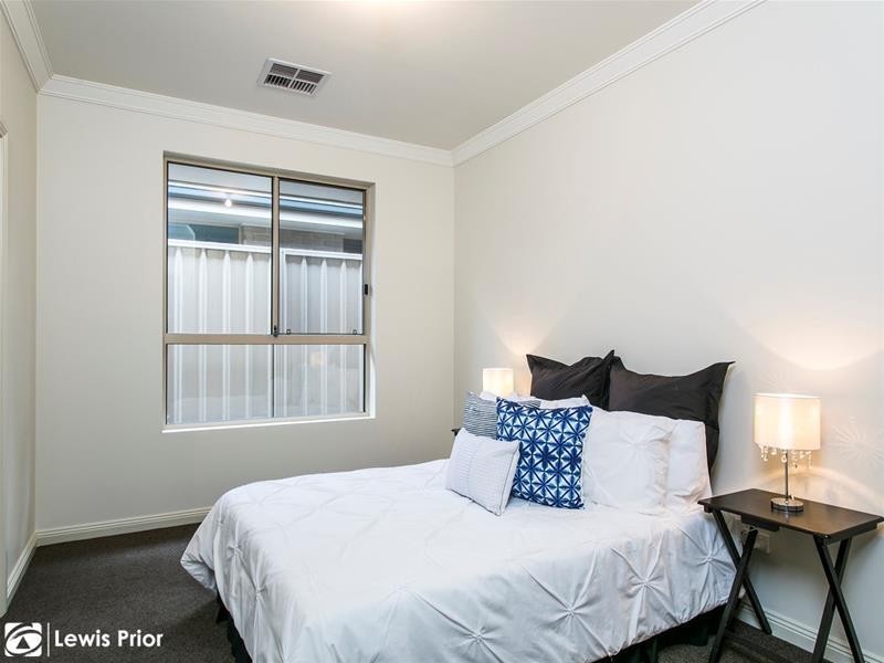 3/64 White Crescent, Seacombe Gardens SA 5047