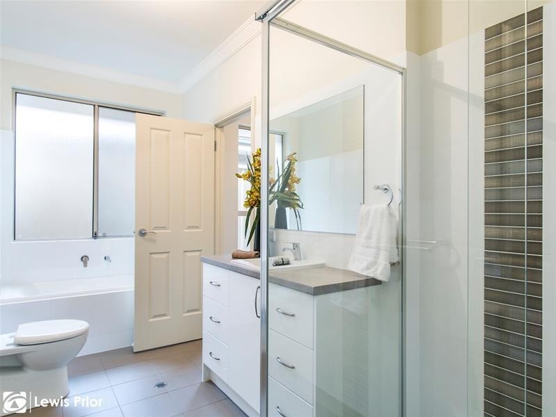 3/64 White Crescent, Seacombe Gardens SA 5047