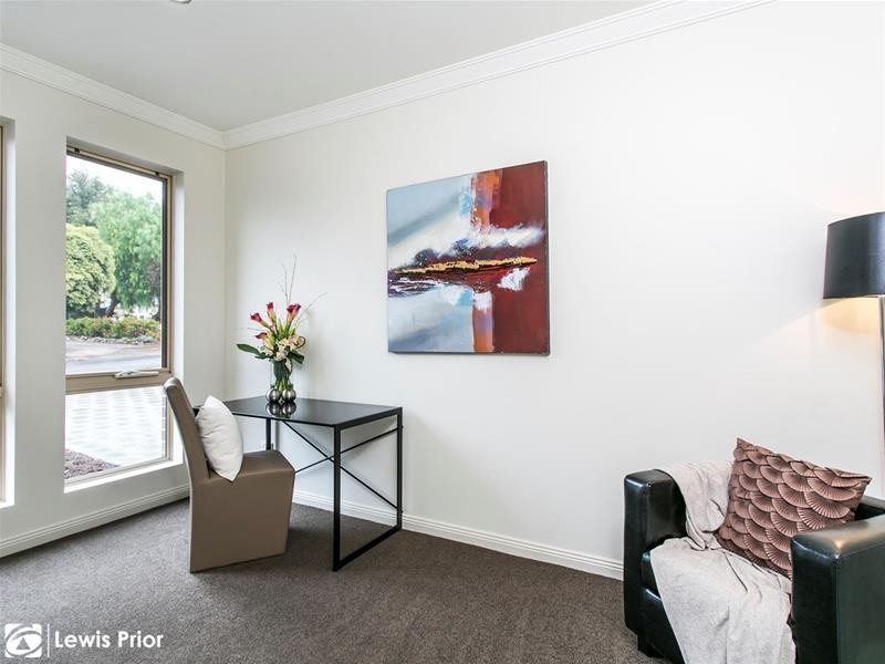 3/64 White Crescent, Seacombe Gardens SA 5047