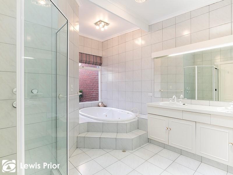 25 Lynington Street, Tusmore SA 5065