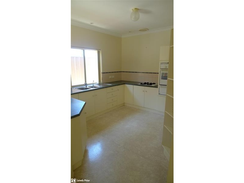 1/22 Burns Court, Morphett Vale SA 5162